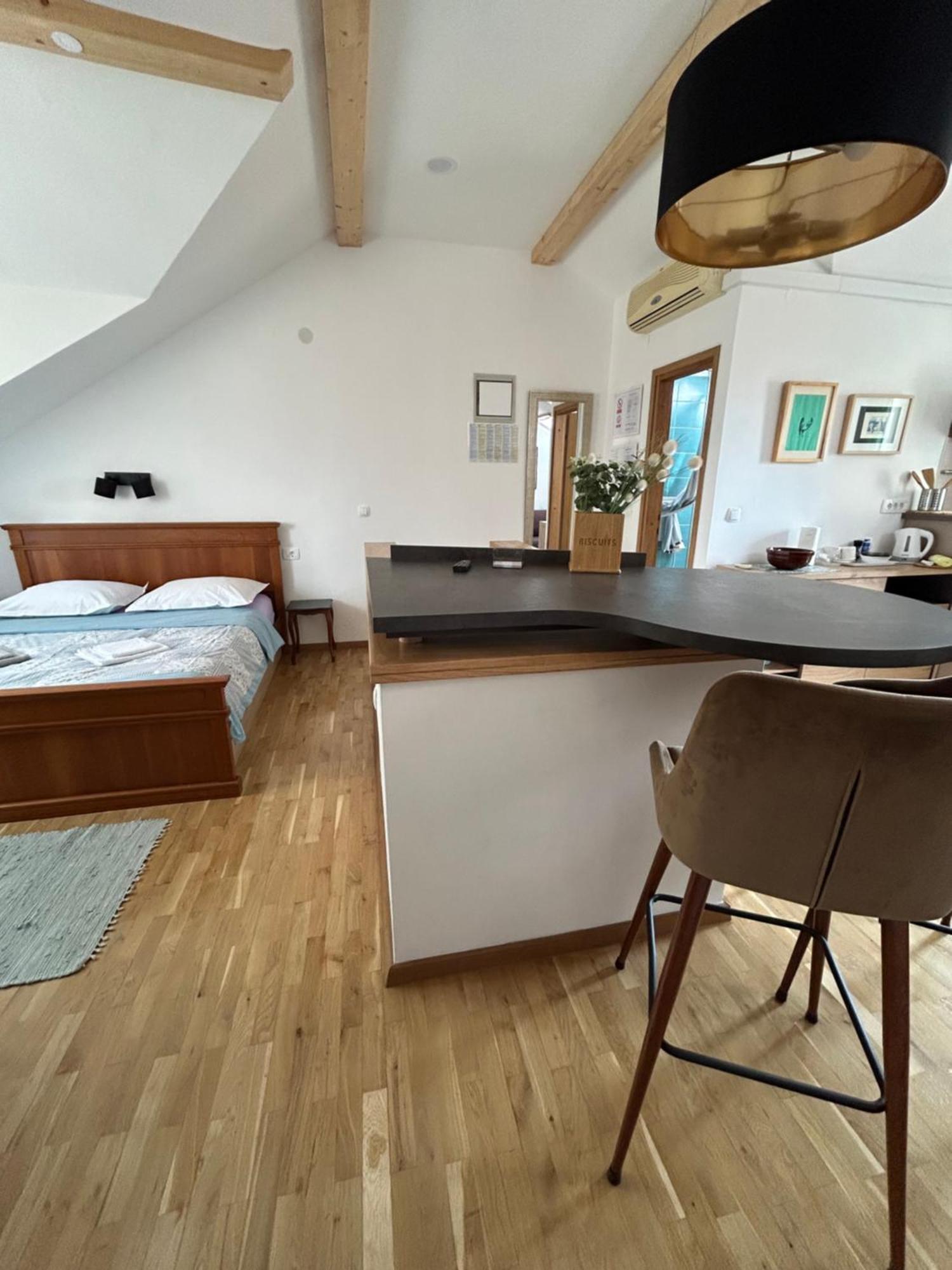 Guesthouse Fjaka سبليت المظهر الخارجي الصورة